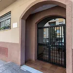 Holidays2Malaga Capuchinos French balconies, private parking, WiFi&Air con