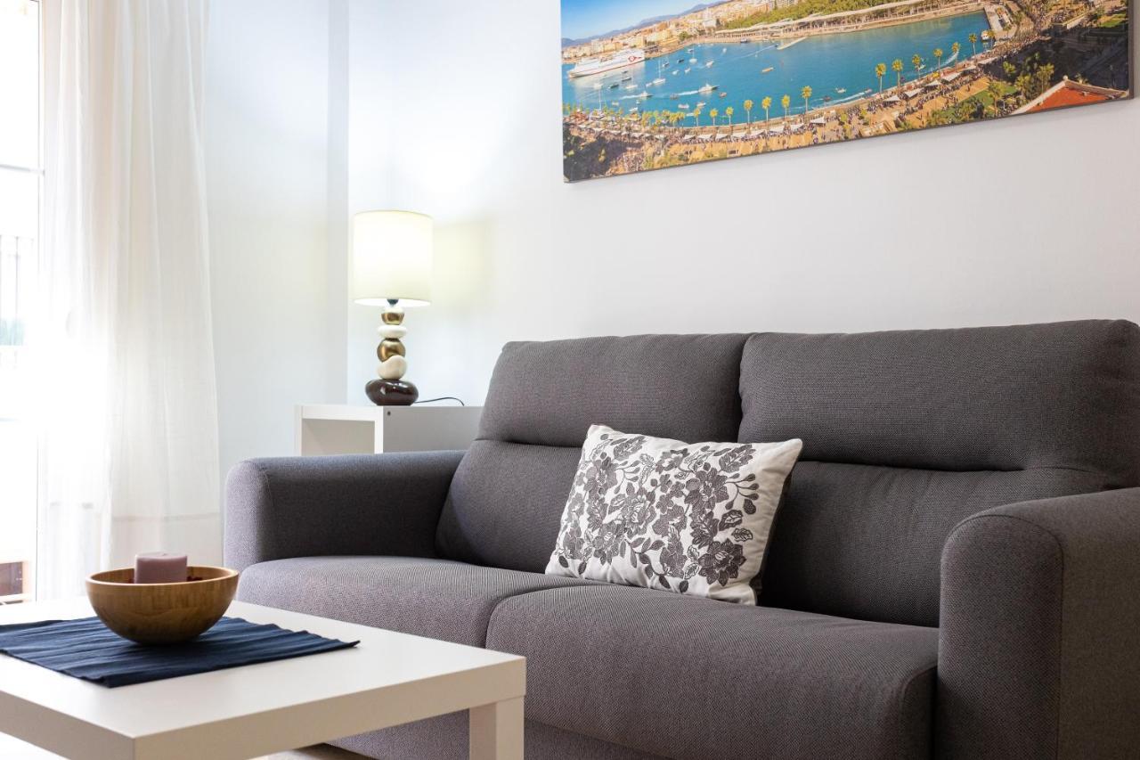 Holidays2malaga Capuchinos French Balconies, Private Parking, Wifi&air Con